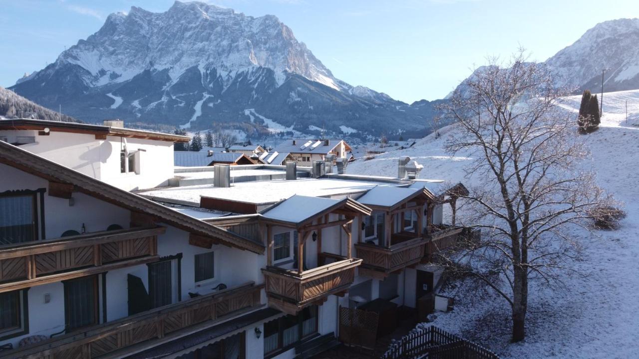 Hotel Juchhof แลร์มอส ภายนอก รูปภาพ