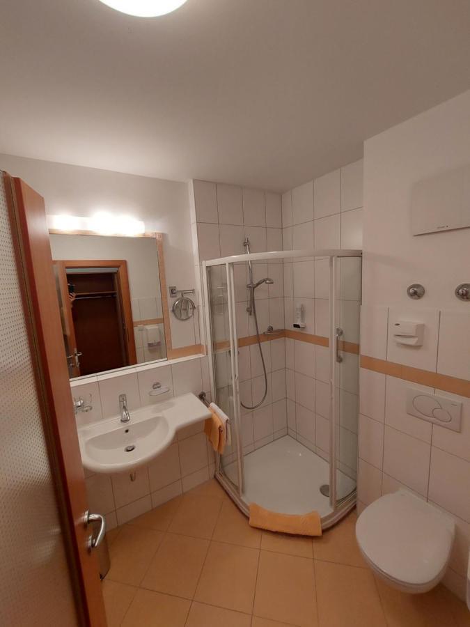 Hotel Juchhof แลร์มอส ภายนอก รูปภาพ